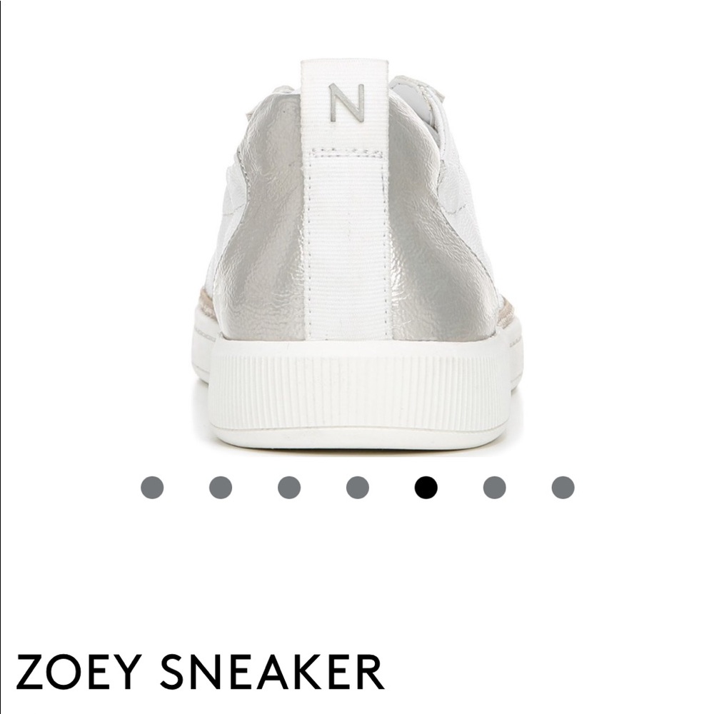 Naturalizer Sneakers - Picture 2 of 6